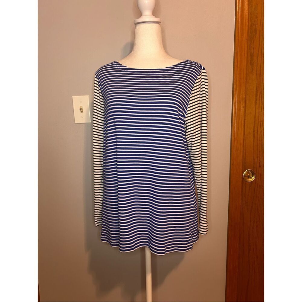 Vineyard Vines Striped T-Shirt Long Sleeve Boat Neck Blue &‎ White Casual Top